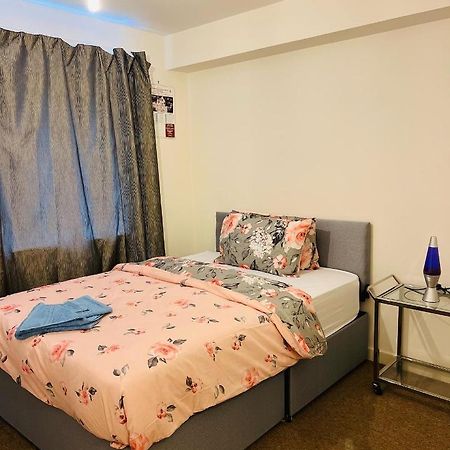Modern 2Bed 2Bath Ground Floor Apartment 爱丁堡 外观 照片