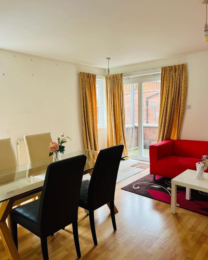 Modern 2Bed 2Bath Ground Floor Apartment 爱丁堡 外观 照片